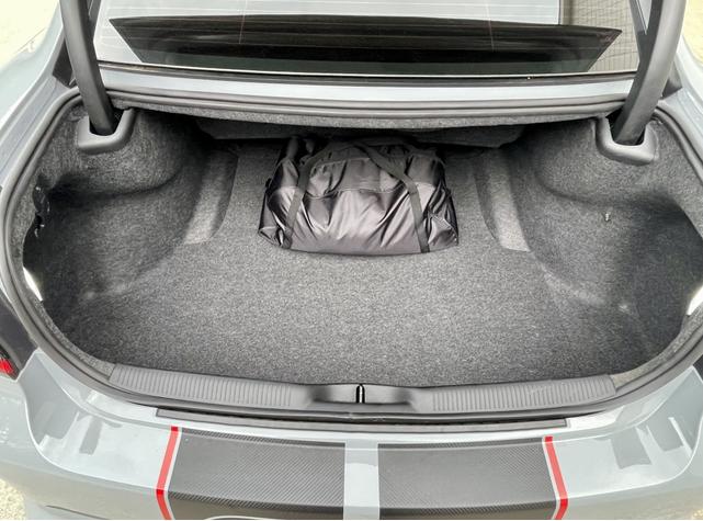Photo of 2021 Silver Dodge Charger